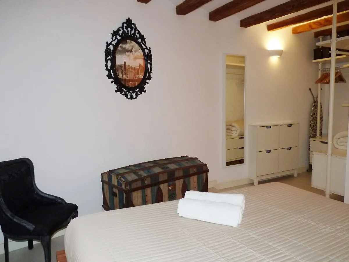 Poble Sec Apartments Barcelona